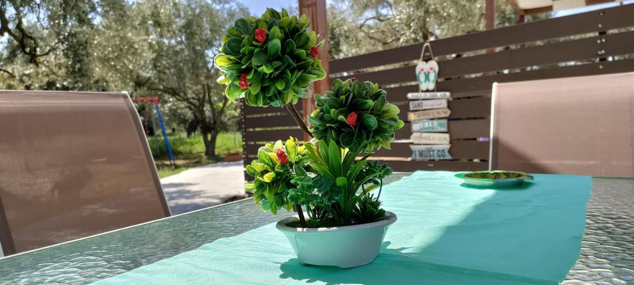 Chrisella Villa Szkála Rahoníu Kültér fotó